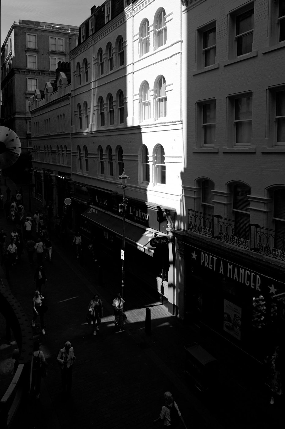 Street photography a Londres ne se dévoile jamais d’un seul regard., photo 055
