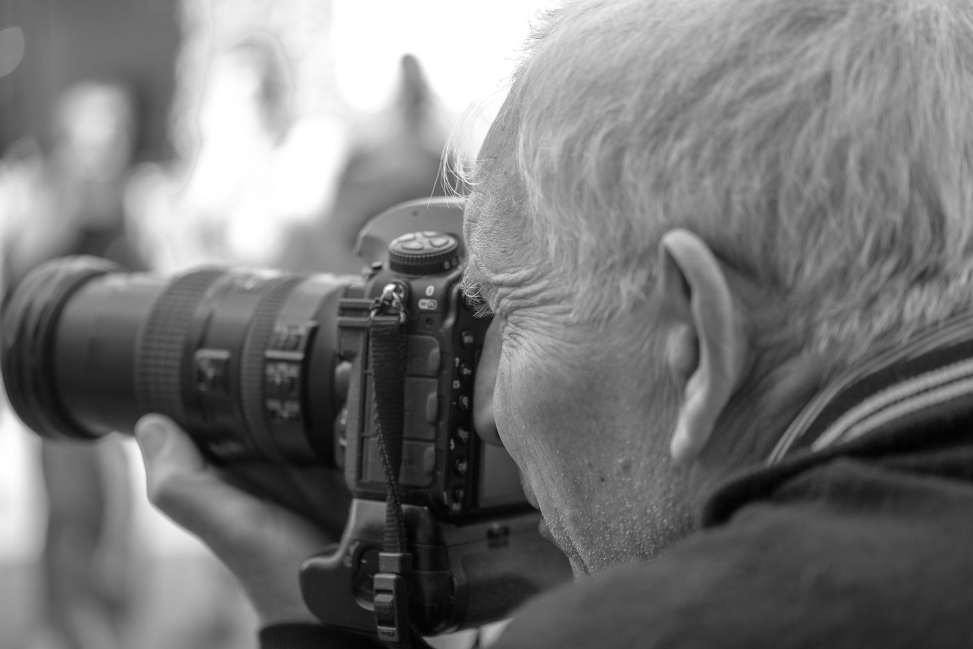 Photographe en action a la Zinneke Parade, Bruxelles (planche 016)