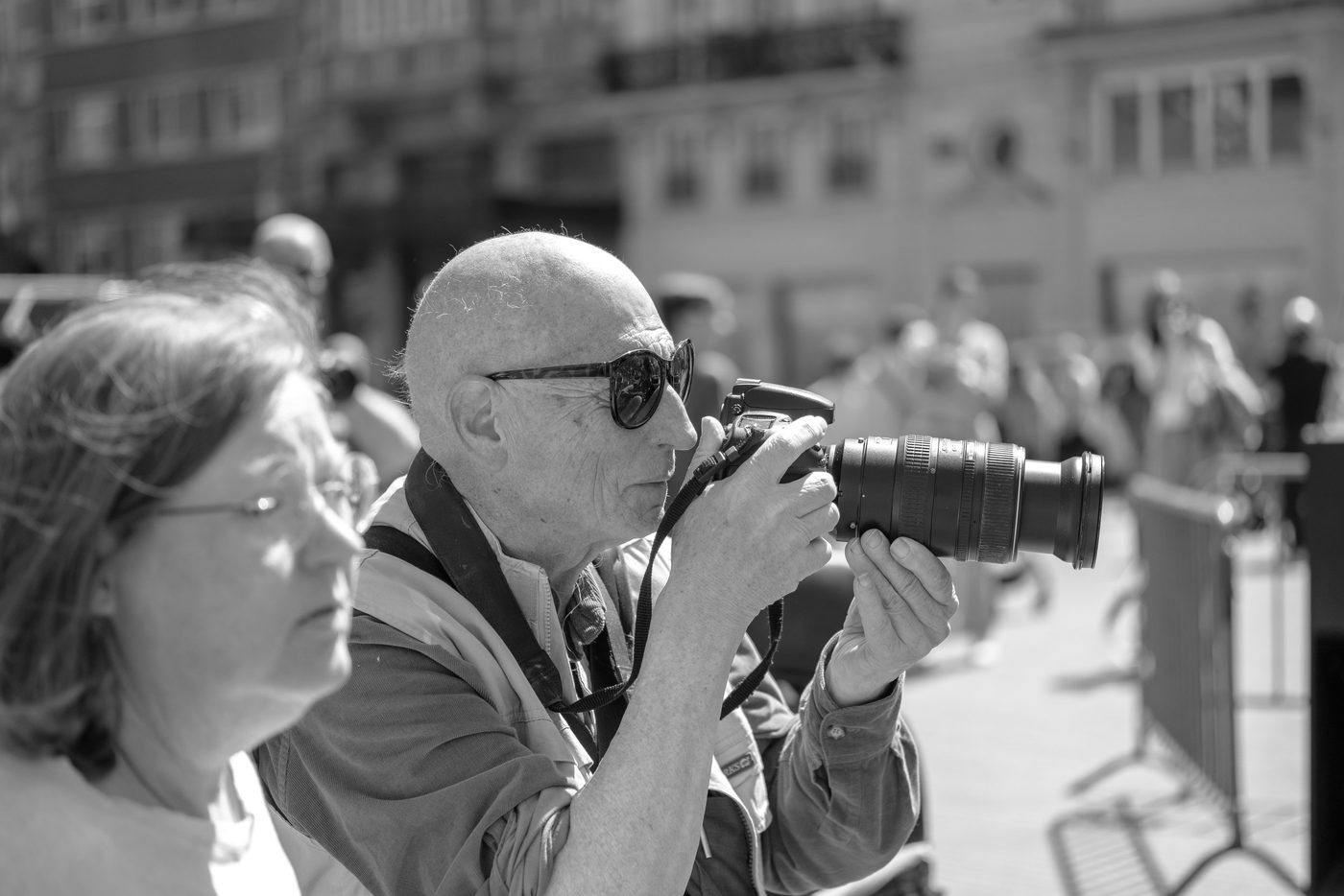 Photographe en action a la Zinneke Parade, Bruxelles (planche 049)