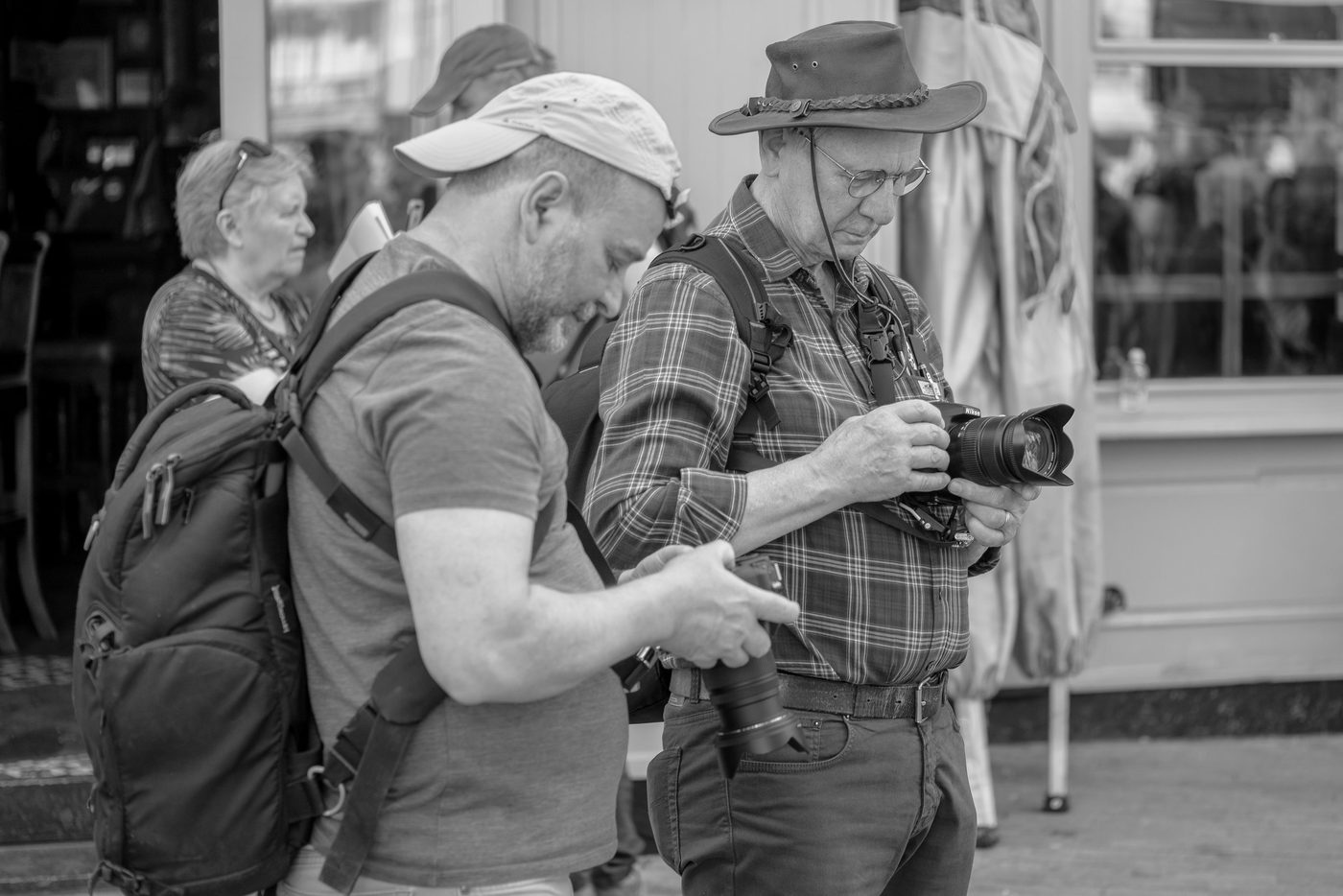 Photographe en action a la Zinneke Parade, Bruxelles (planche 055)