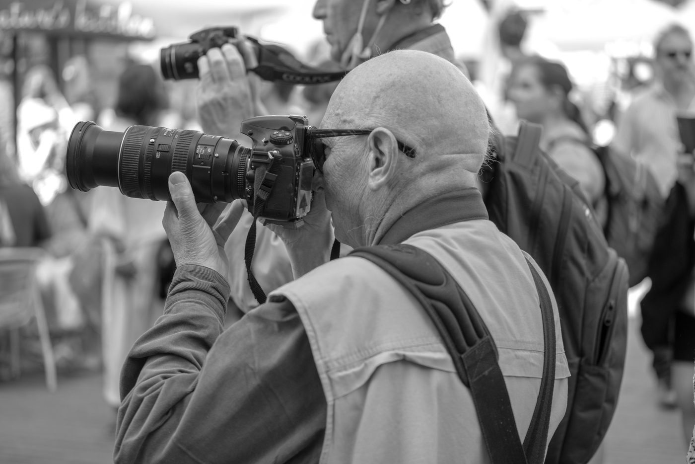 Photographe en action a la Zinneke Parade, Bruxelles (planche 072)
