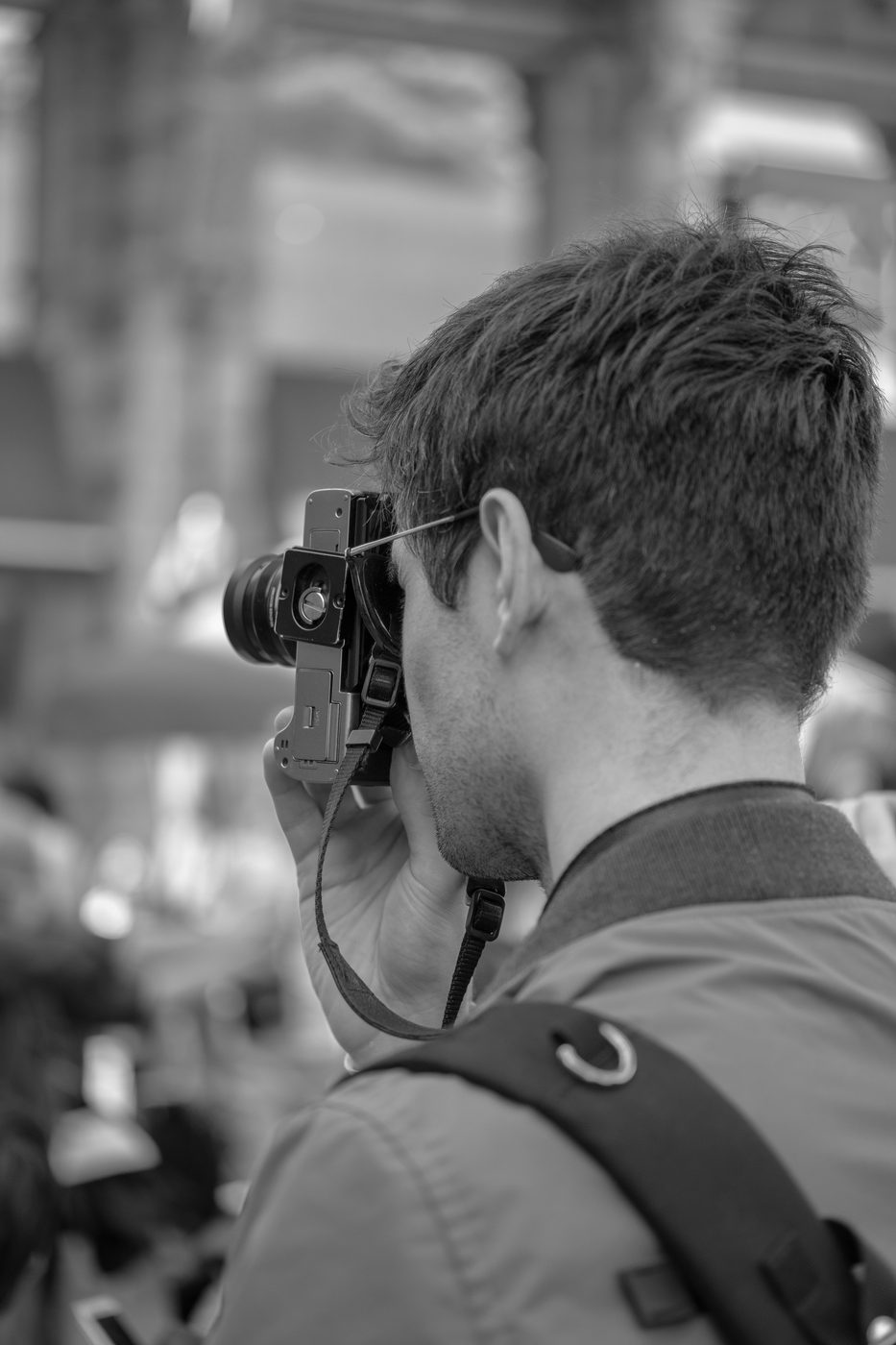 Photographe en action a la Zinneke Parade, Bruxelles (planche 077)
