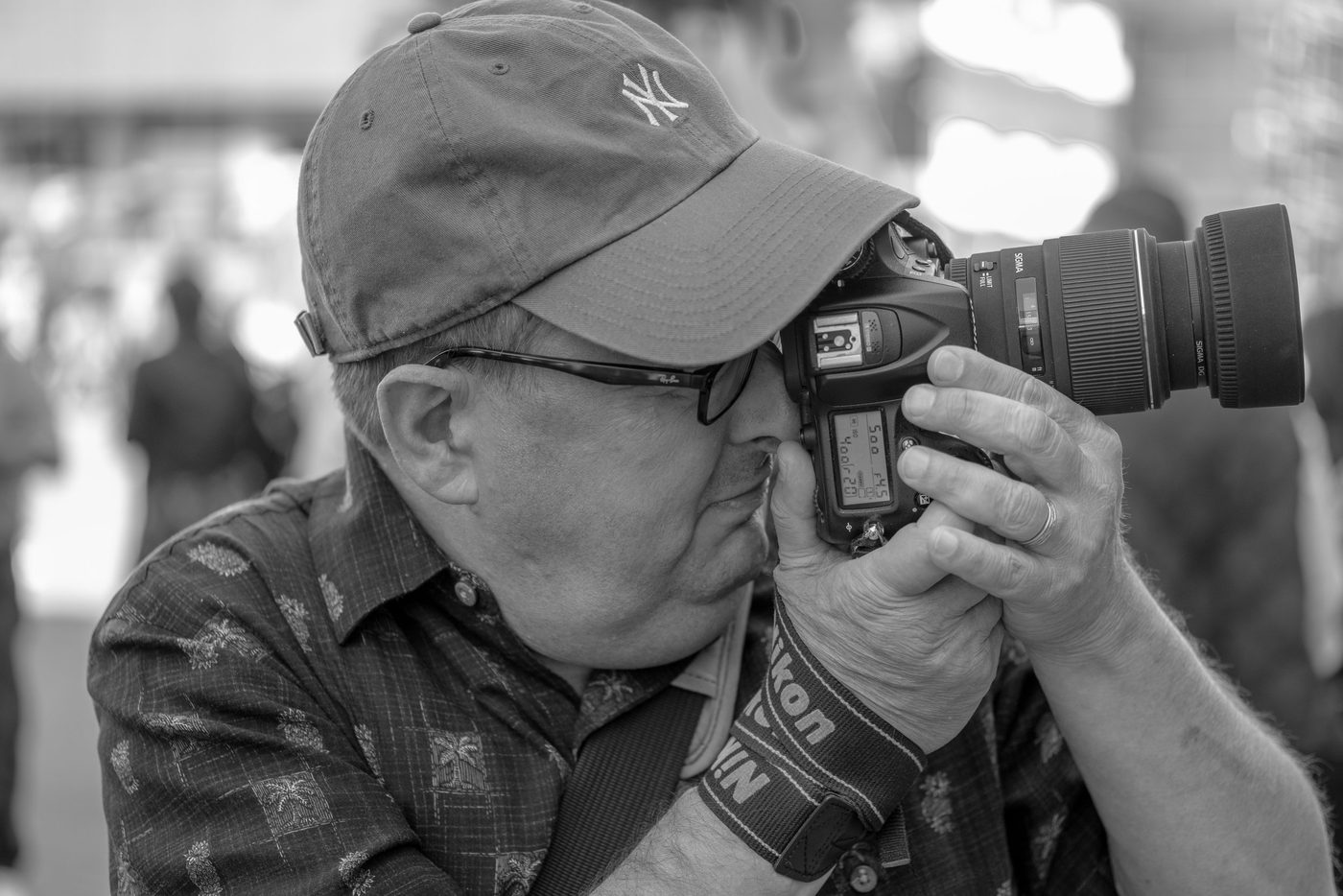 Photographe en action a la Zinneke Parade, Bruxelles (planche 079)