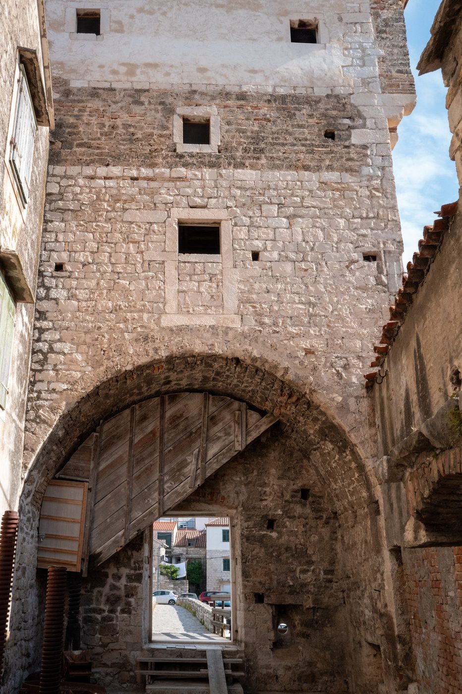 Street photography a Trogir, photo 016