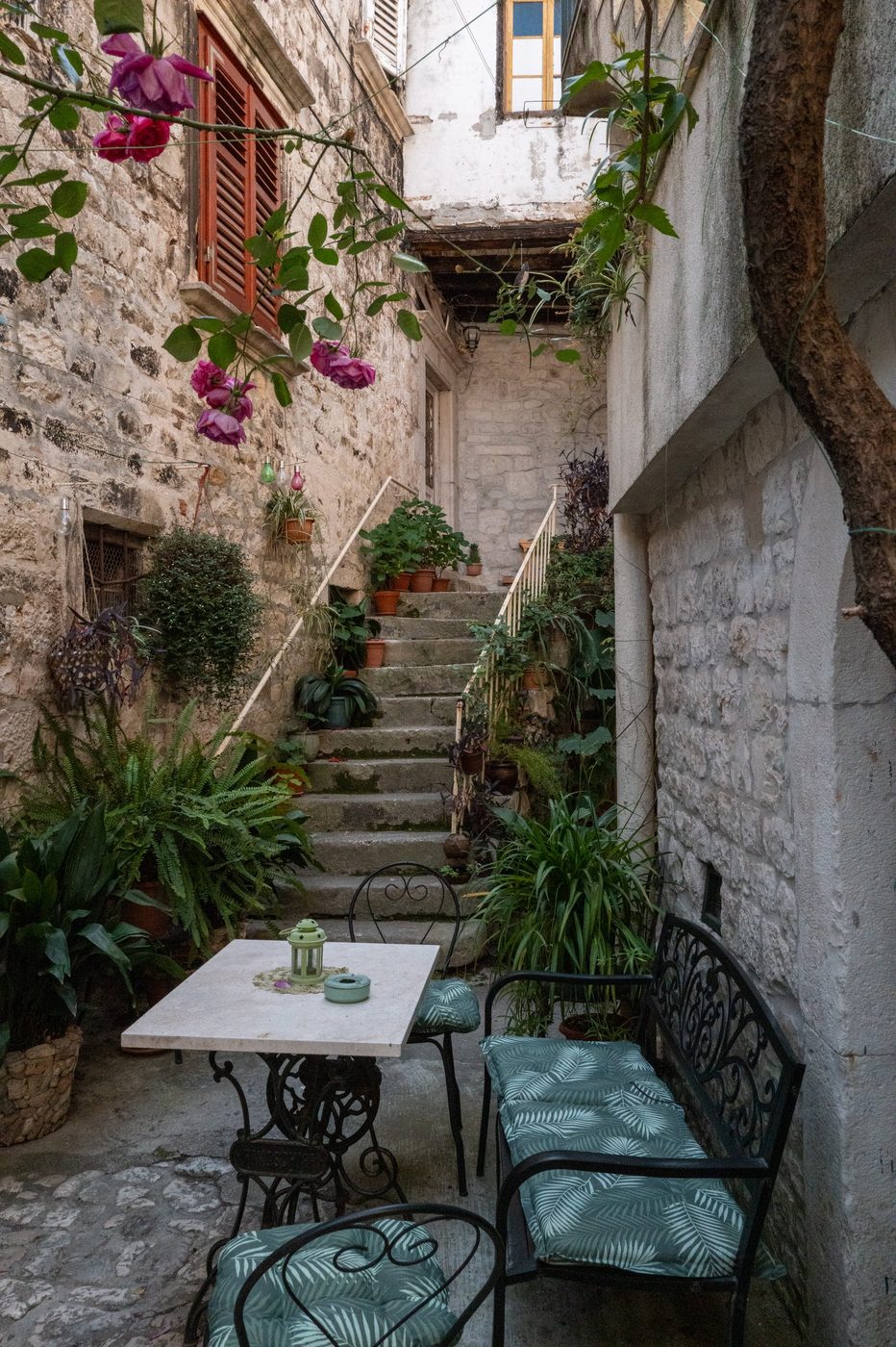 Street photography a Trogir, photo 050